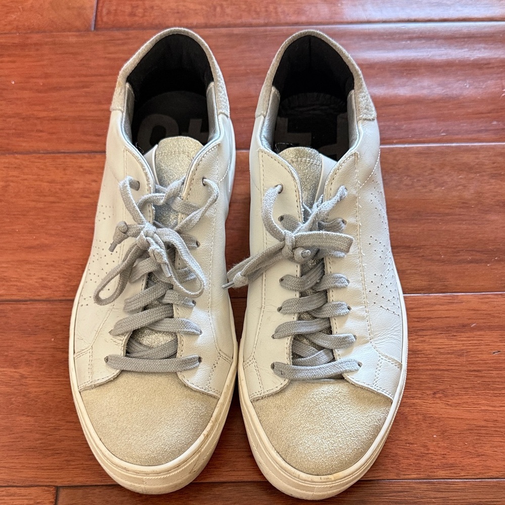 P448 John Low Top Sneakers White Leather Grey Suede Metallic Accents Size 41